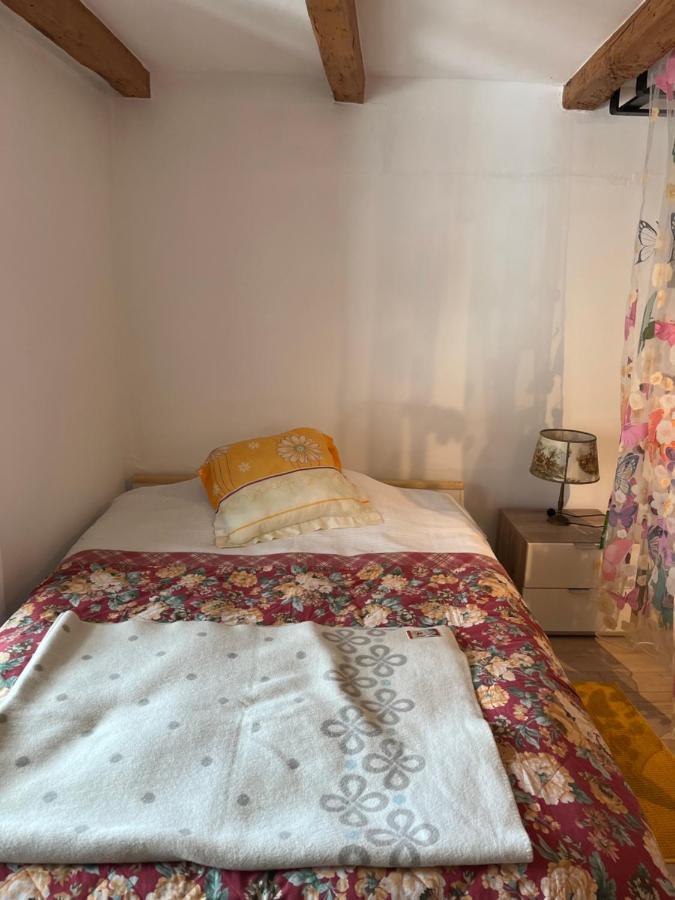 Chambre Papillon Avec Acces Terasse La Neuveville Kültér fotó