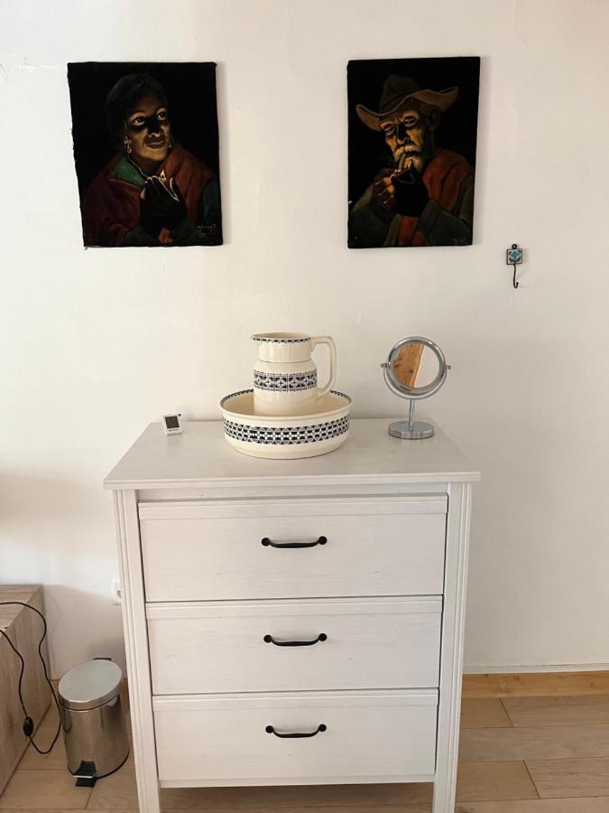 Chambre Papillon Avec Acces Terasse La Neuveville Kültér fotó